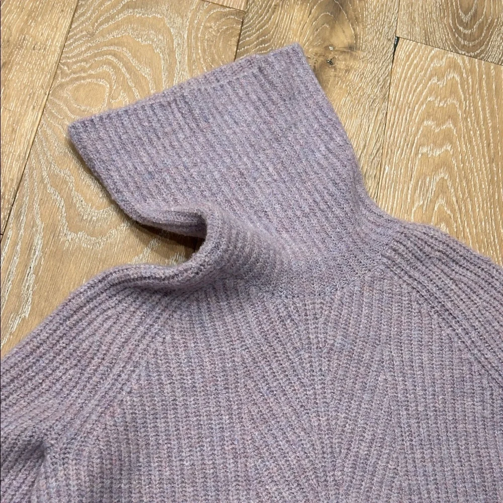 Madewell Mercer Turtleneck Sweater in Lavender Coziest Yarn